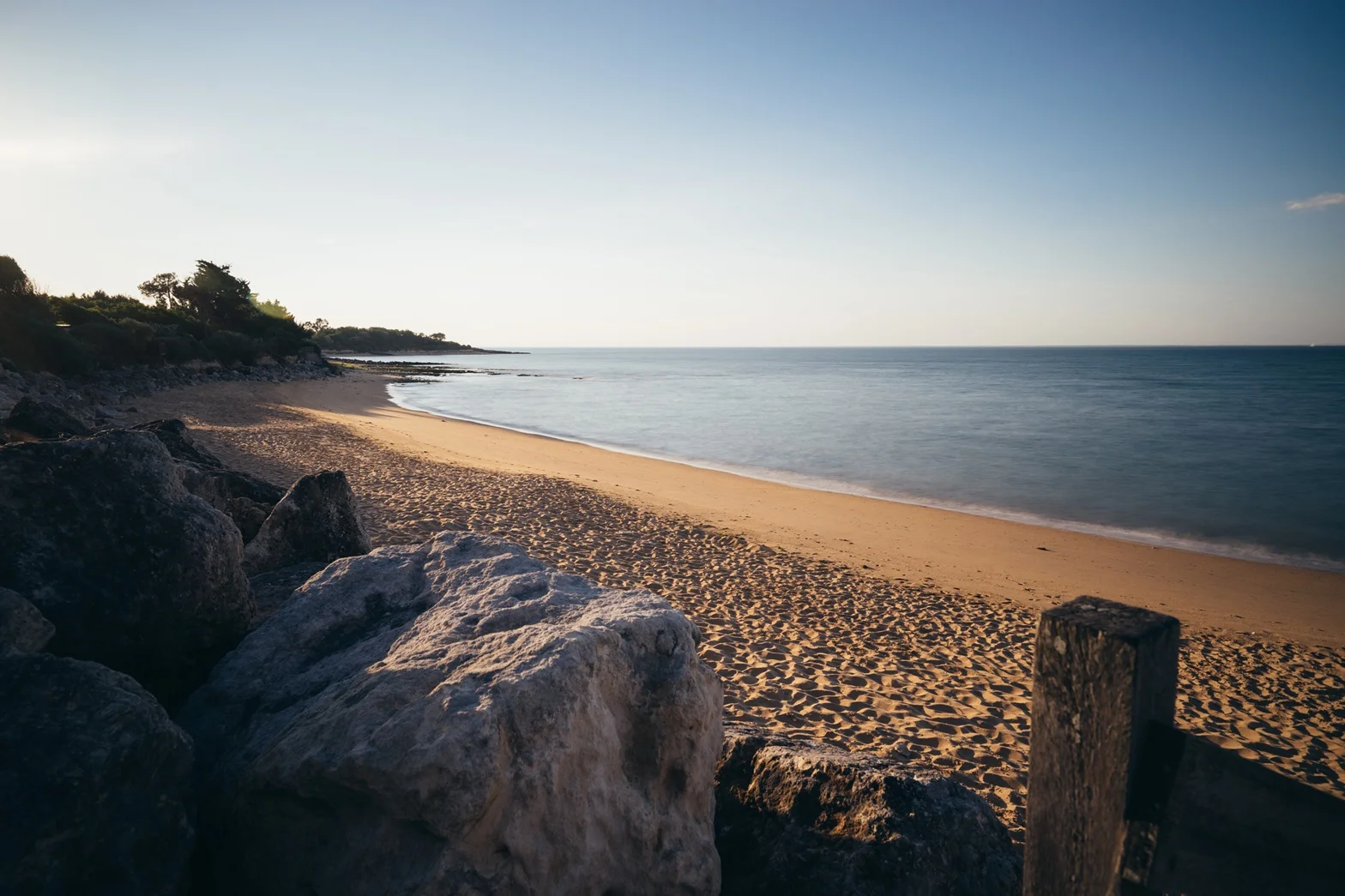 Plage du Douhet au sunset à Oléron